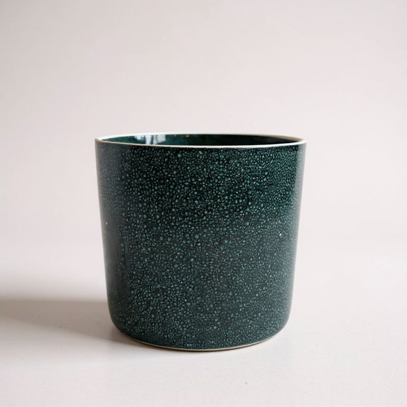 Noir Verde Saksı – Modern Seramik Koleksiyonu